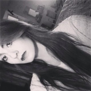 I'm a Cali girl. Hanford West High School. senior.. skate board/ volleyball/ coffee / animal lover