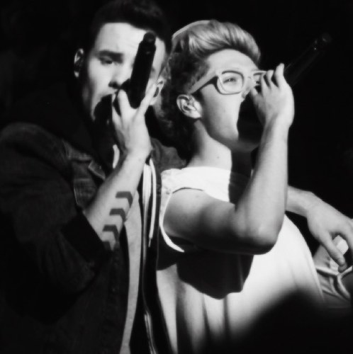 FC dedicado a pagina do Instagram da One Direction! Espero que goste!