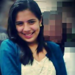 Eu vivo um refrão antigo, feito às pressas, plágio de uma bela melodia. Eu vivo um sonho toda noite, eu vivo a noite todo dia.