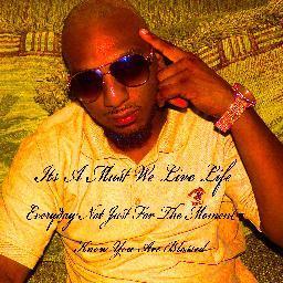 CEO founder of Hill Top Ent./Country Girl Models R&B/Hip Hop Music. Hmu on Fb at rickeydoss54@yahoo.com, or my email rickeydoss194@yahoo.com. CountryLover!!!!!!