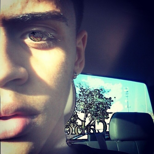 irepthebean       IG→@9levelsdante     Cape Verdean and Puerto Rican