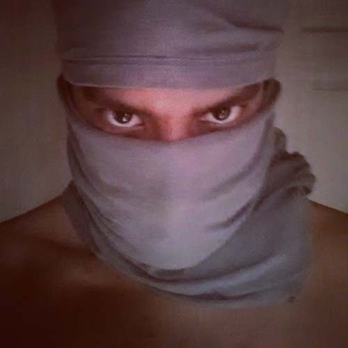 Carlozl's profile picture. Soy un venezolano amante de las artes como dibujar pintar amo la música me gusta aprender cosas nuevas conocer sitios .