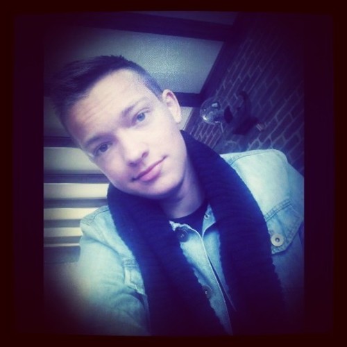 Instagram: #iiSPECIALKIDD || GifBoom: @iiSPECIALKIDD ||  ||Soccerplayer|| AFCA ||Music is my #LIFE