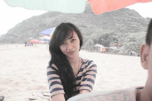 Enggak kepakek. Follow yang satunya aja, @yunitaDA :))