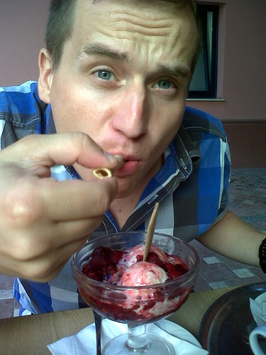 f3ryk33's profile picture. 