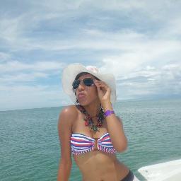 yelimarrero21's profile picture. Bienvenidos sean tod@s! “Veo lo invisible, creo lo increíble y consigo lo imposible”. Futura Fisioterapeuta, amante de la vida y de mi Venezuela hermosa.