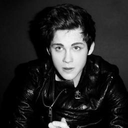 I was in love with my best friend Clary.. Didnt work out.. I think Isabelle likes me though. I have a crappy Band. Did i mention Im a vampire?