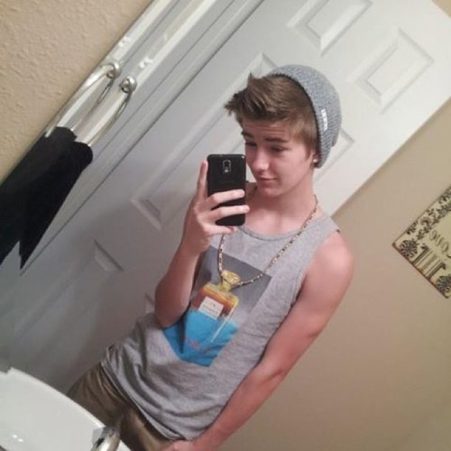 Jamesintheclub's profile picture. Hey im James and a great friend, love you all #Bisexual #Single