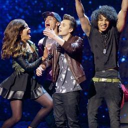 ¿Quieres saber mas sobre la street band Luminites? Pues este es tu sitio! @Luminites follows  | Facts y covers en favoritos | @ParaderForever