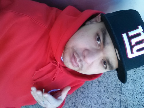 PwOp_says's profile picture. NYG NYY so u should know I Bleed Blue