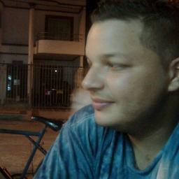 cadef1988's profile picture. divertido,alegre y disfruto de todo lo que me rodea