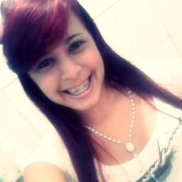 ♥ «← ♪ Amãda & 0diãda Ψ        

 Facebook- https://t.co/IxR4Mm2Xlg
