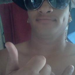 amoo futebol,pizza e  praia...nao exatamente nesta ordem