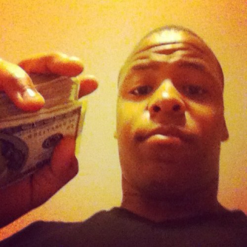 bandz ova bitchez s/o my squadd menOFbusiness til da world blow! WE winning how it feels to b loosing??