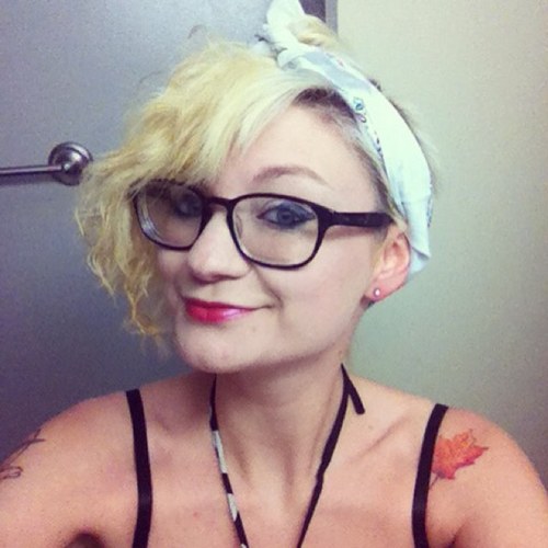 ItsLaurenJane's profile picture. Warning: Beware of stupidity. Blahlaurenblah on instagram, pintrest, tumblr! And if you follow me, don't unfollow me. I hate that.