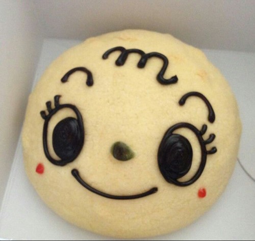 メロンパン大好きです(　˙ω˙　)成人しました！最近忍たまハマりました(綾部すきです)。仲良くしてください(๑•̀ㅁ•́ฅ✧