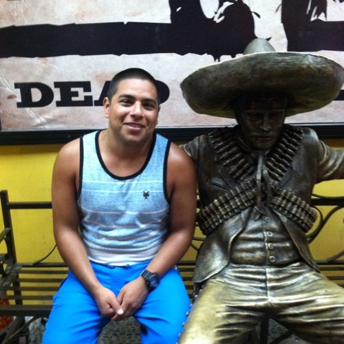 ecniv1991's profile picture. 