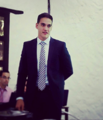 Ingeniero de Sistemas.

Tanto si piensas que puedes, como si piensas que no puedes, estás en lo cierto.