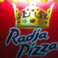 RadjaPizza Bulukumba adalah cabang ke 64 dari 70 lebih cabang seluruh Indonesia (Pusat Semarang). Buka setiap hari pukul 16.16-21.21 Wita. Harga:15-20ribu saja