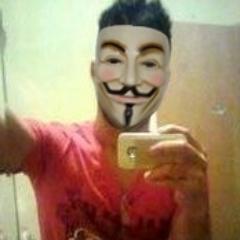 Estressado cedo porem Alegre a tarde. Acadêmico de Direito. Não tenho muito a dizer sobre mim. Prefiro o enigma existente sobre meu ser. Só seguindo pra saber.