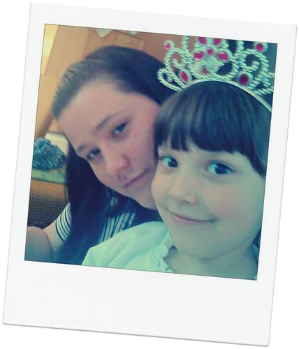 timci20's profile picture. A gondolataink szabják meg, kik vagyunk. Az érzelmeink a gondolatainknak vannak alávetve, mi pedig az érzelmeinknek.