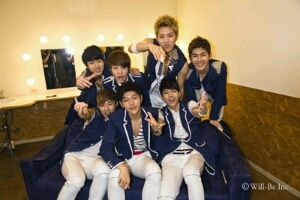 K-POPだいしゅきら♡ ふぉろゎさんとぺちゃくちゃおしゃべりがしたいんすょぉ～ (*´ω｀*) いろんなK-POPに興味津々つつうらうら(((o(*ﾟ▽ﾟ*)o))) おすすめあればぜひ!!カミングス～ン…ㅋㅋ 教えてくだしゃれ♪