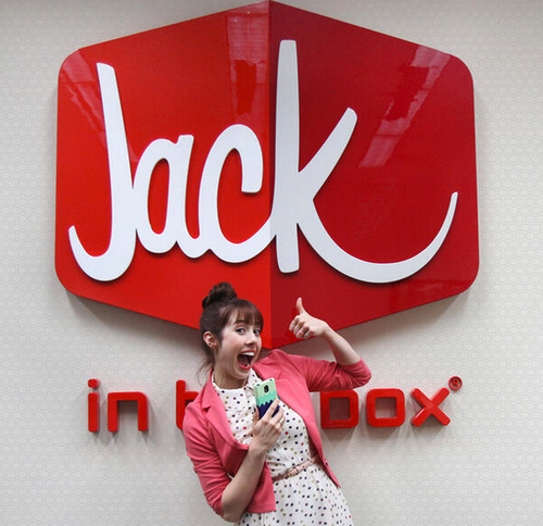 Hi I'm Annie, I am the Social Media Intern at Jack in the Box! I love everything about Social Media and am obsessed with #hashtags. #parodyaccount