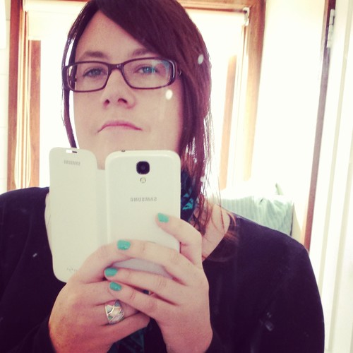 mama, wife, hair accessory maker, picture taker, blogger,  lover of books, & life