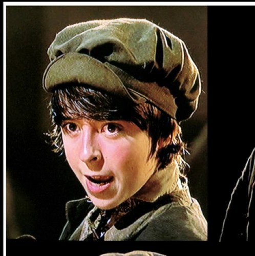 'Ow do you do, my names Gavroche! Im not at all bourgois but me mum @AsgardianDany still loves me. (Age 13-16 open to more SLs)