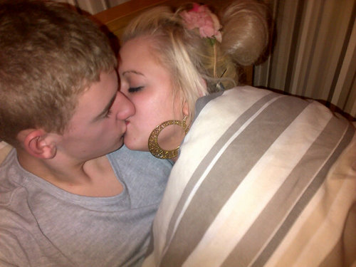 This is a joint account mikey field and melissa hope, follow us and we'll follow you back.