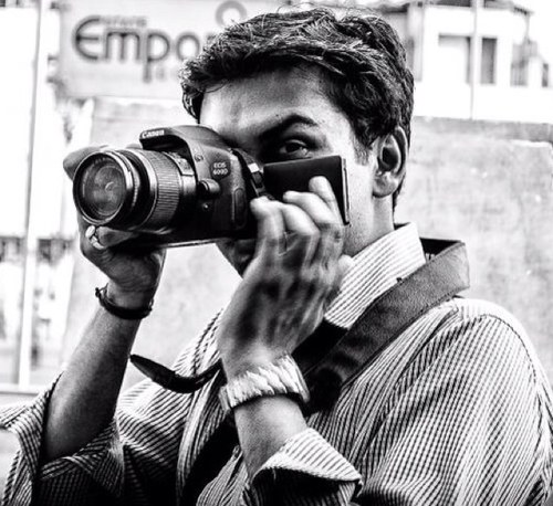 I am.. A RanDoM ThinKer..!!!!!!! I may walk slow, but never backwards' 'Whenever I walk backwards, it is for a long jump..