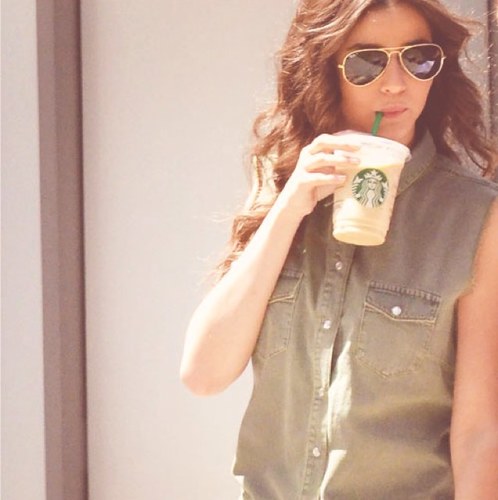 EleanorCaId3r's profile picture. Fuck you (: