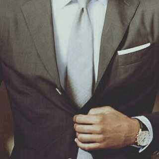 3asheq_jeddah's profile picture. وأنآ عليك أغآر وإن حركـ طرف ٍ ثوبك مهب وأغآر من كف الهوى لـآ شآل عطركـ وإنت لي.    الخاص مهمل : )