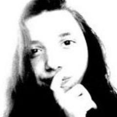 Hiçbir boka değer vermeyeceksin.. Aslına bakarsan beşiktaşa değer verilmeyi hak ediyor ve de Music is my LIFE.