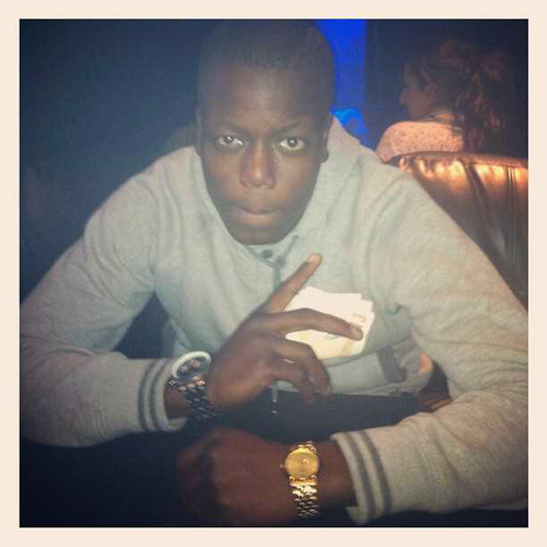 16 yrs old, from Sheffield. Bbm: 264AE13C,Rep my team #sharrow,broomhall #RLD,FOLLOW ME!!