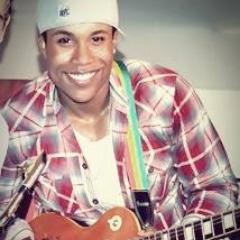 Apaixonado por @marycardim, Guitarrista, Baixista,  estudante de Engenharia Civil, amante do Reggae, Vivendo verdades e incertezas na terra da loucura!