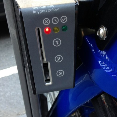 Realtime, crowdsourced intel on Citi Bike status. Report station outages. Get good karma.