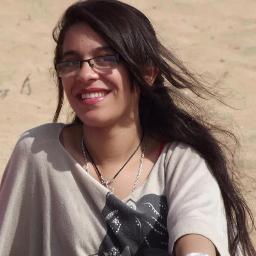 je suis qui je suis vous pouvez m'aimer ou pas ca ne me changera pas . Sara'h 3