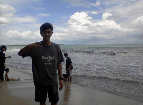 Terlalu besar memperjuangkan itu