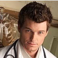 My job is to make you feel better.Spent all my time held up in IVY halls I'm looking for something more.. Not your average doctor Dm for an appointment.[RP 18+]