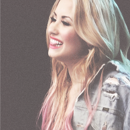 luavatic's profile picture. you make me glooooow ☆☆