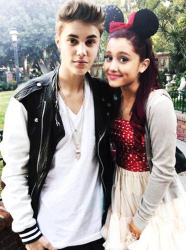 JustinnRauhlss's profile picture. Your Smile Looks Great on You!, You Should Wear It More Often. #HEARTBREAKER Coming Soon! #AvonTheater Where it all Started! ♥Were Here Now. #Belieber