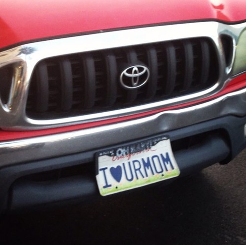 TheDecolonized's profile picture. Q