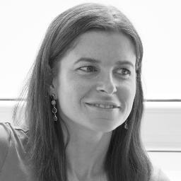 Psicóloga, terapeuta EMDR, formadora de la Fundación Botín en educación emocional social y de la creatividad. Presidenta de la Asociación La Familioteca