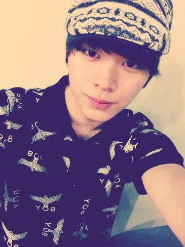 육성재 / Yook Sung Jae / 陸性材's Roleplayer from BTOB ♡ 95L ♡ #MaknaeUnited #CUBEfams #KFC • My Zombie @4m_jihyeon90 ♥ [19-04-13]