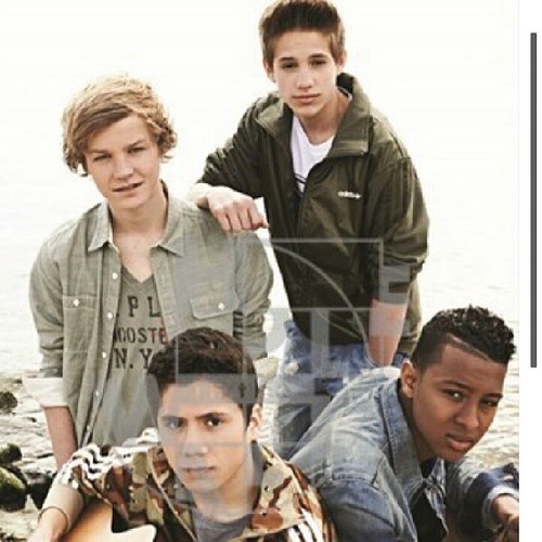 100% mainstreet fan!!!////zal je nooit vergeten bff r.i.p. brianna!!  :(