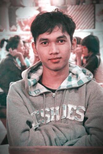 saddamdiaz's profile picture. Pecinta @piaggiolovers
    • #Perum3Kingdom : 
    • @sosisperum3 
    • @pasluu