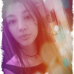 Hola;) *-* bueno Soy Beliectioner♥ *-* tengo 15 años;) y soy de chile;) amo los unicornios♥ *-* e.e! amo a este chico @justinbieber← Beliectioner Forever♥ *-*