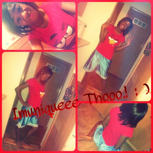 Ayeee Youu.?? 
  Yeahh Youu Rightt Theree.!
 Hit Thatt Follow Button And Ill  The Favor. 3