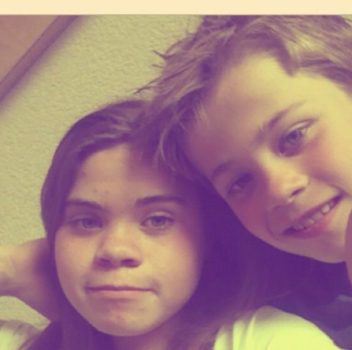 edentjuhhh's profile picture. Dunno what to say...... :/